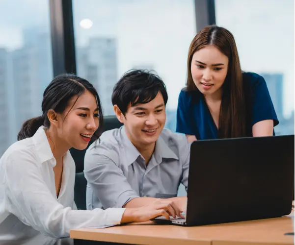 Cross-platform information archival and lifecycle management
